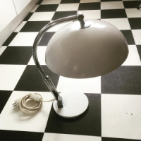 Stoere vintage dutch design tafellamp van HALA Zeist model 144